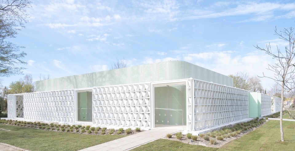 facade of uae pavilion at flower expo 2022 by pragma aectual