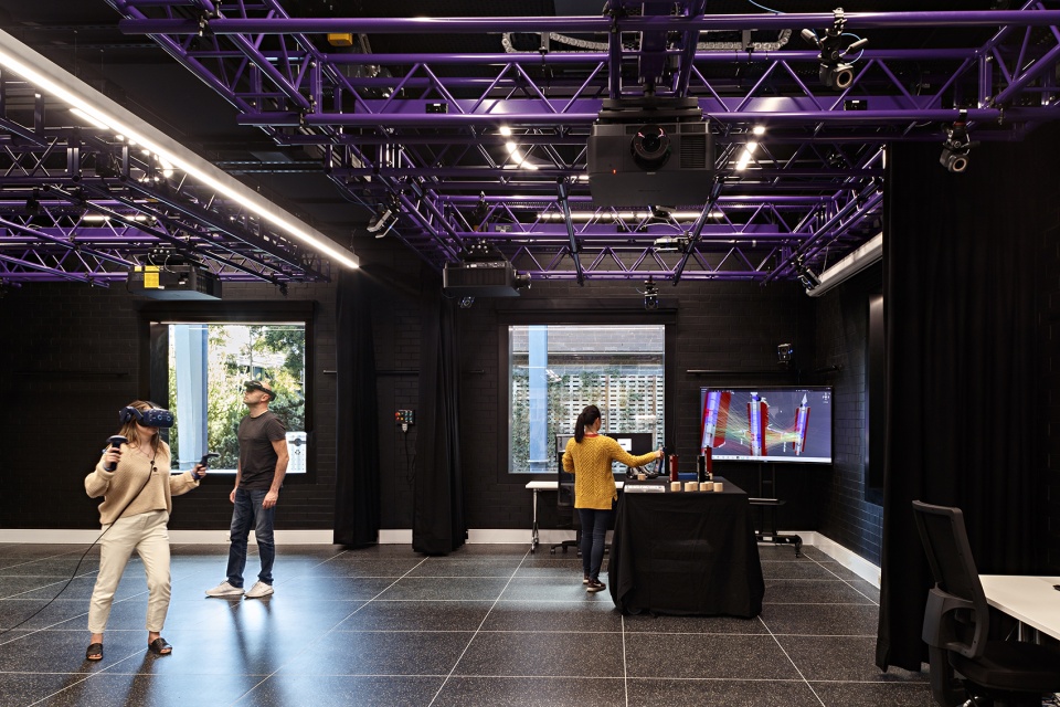 it research facility monash university by ds architects