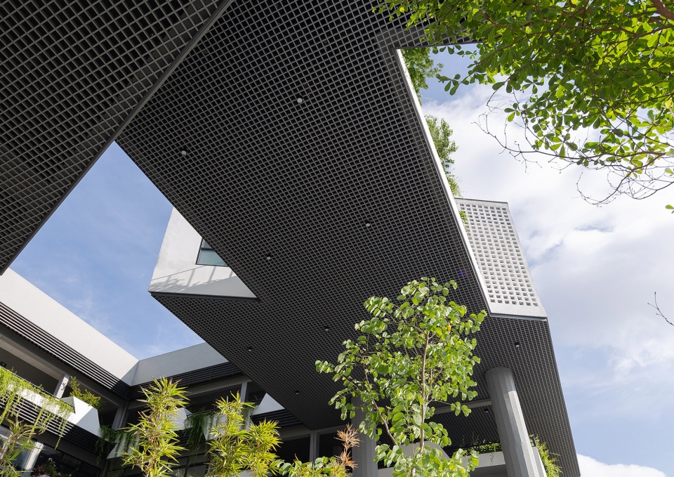 VIASM by 1 1 2 Architects