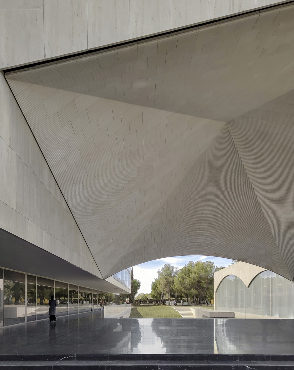 iese business school by smao