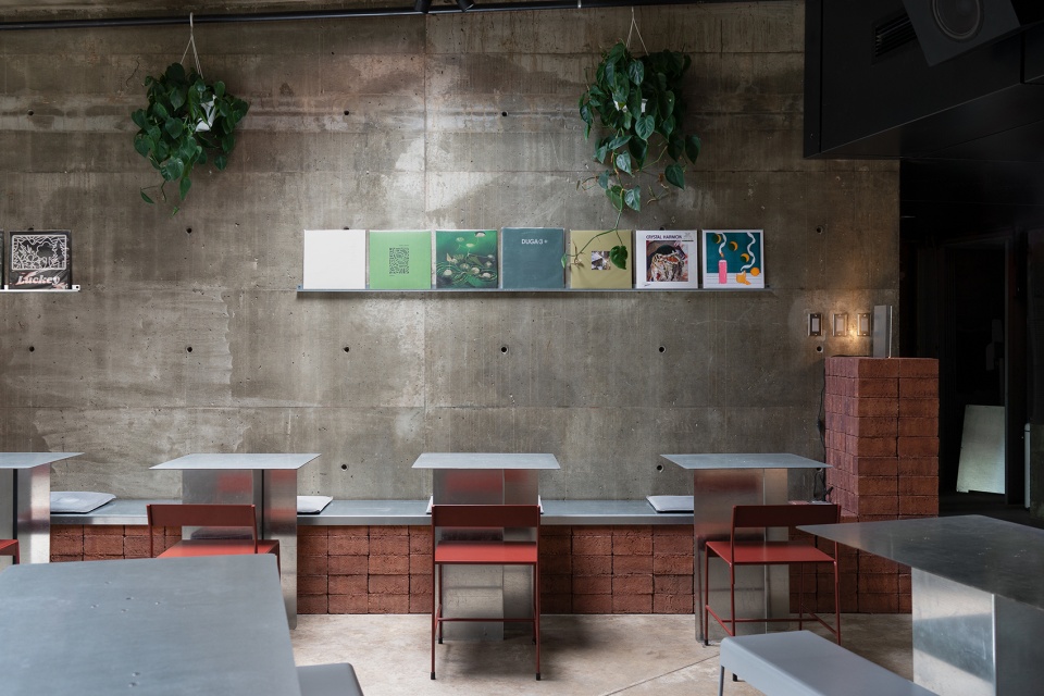 osmo x marusan cafe by mdt mobilier