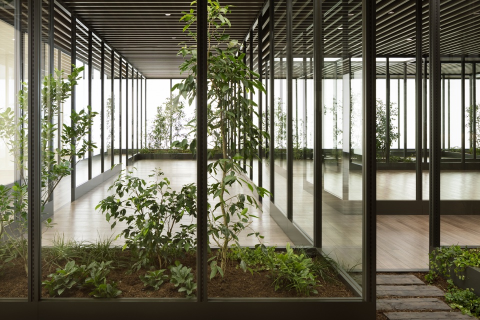 sumu fumu terrace by nendo