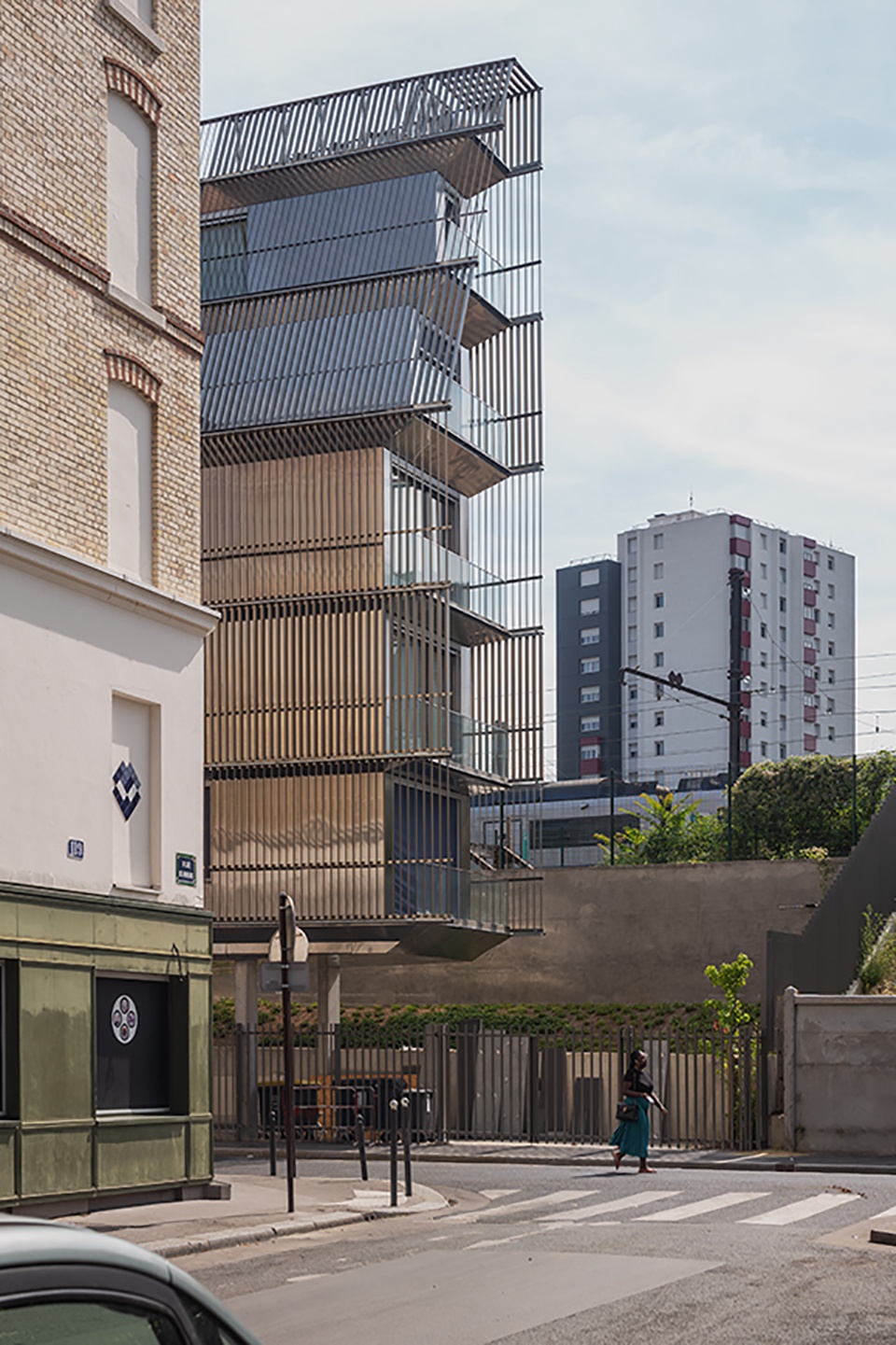 mixed use building rue castagnary by tank
