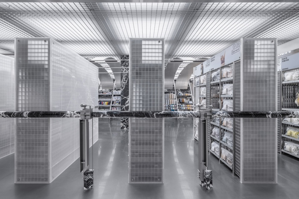 Bananain Concept Store Hangzhou China by Some Thoughts Spatial Design and Research Office