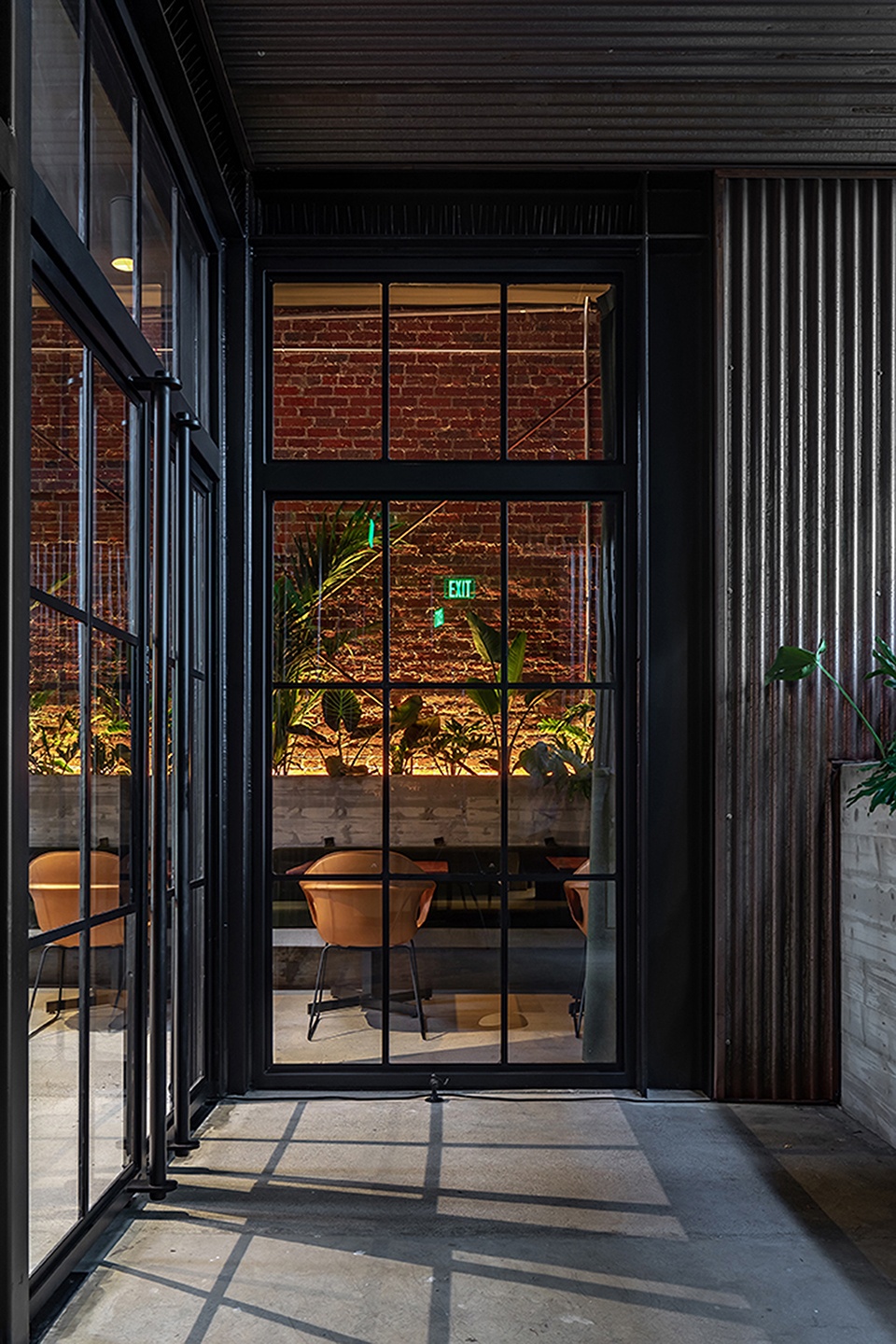 damian restaurant by taller adg estudio mdb