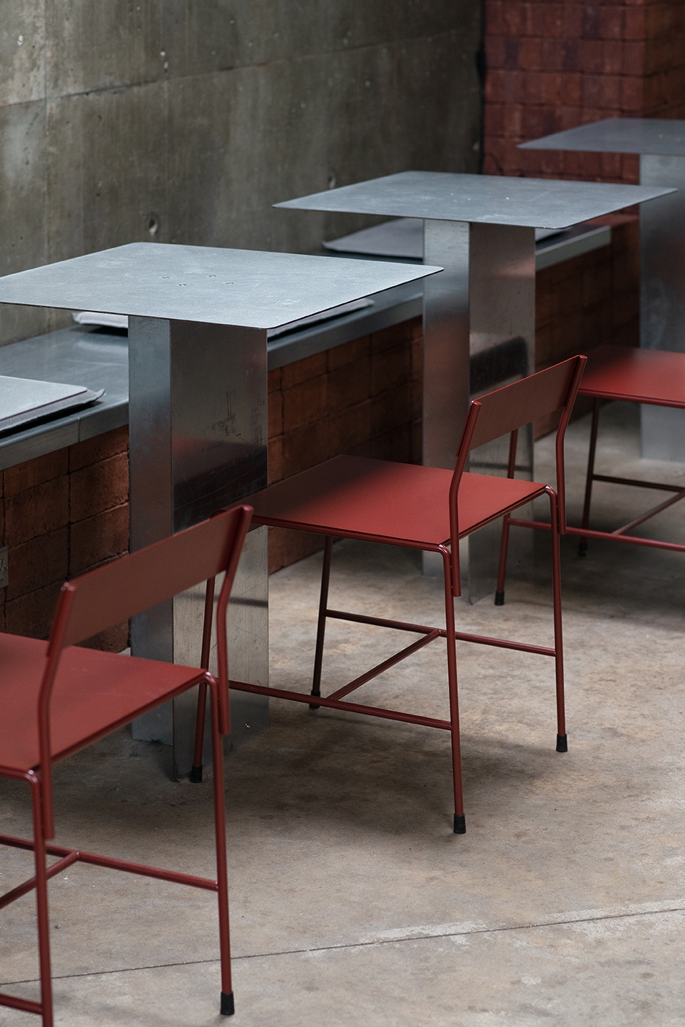osmo x marusan cafe by mdt mobilier