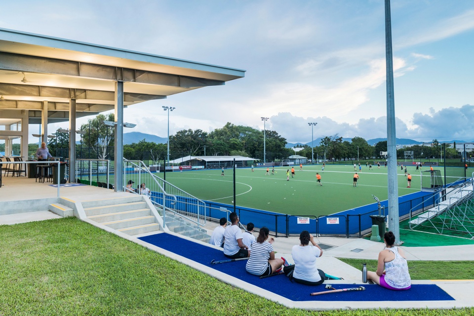 cairns hockey park by tpg architects