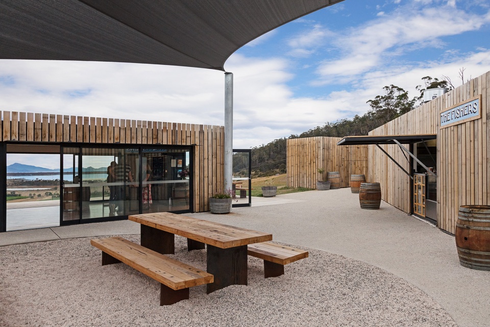 Devils Corner Winery by Cumulus