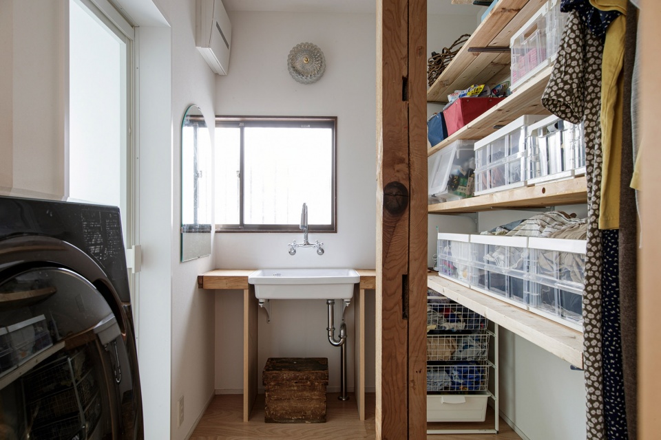 Nishigahara House by ROOVICE