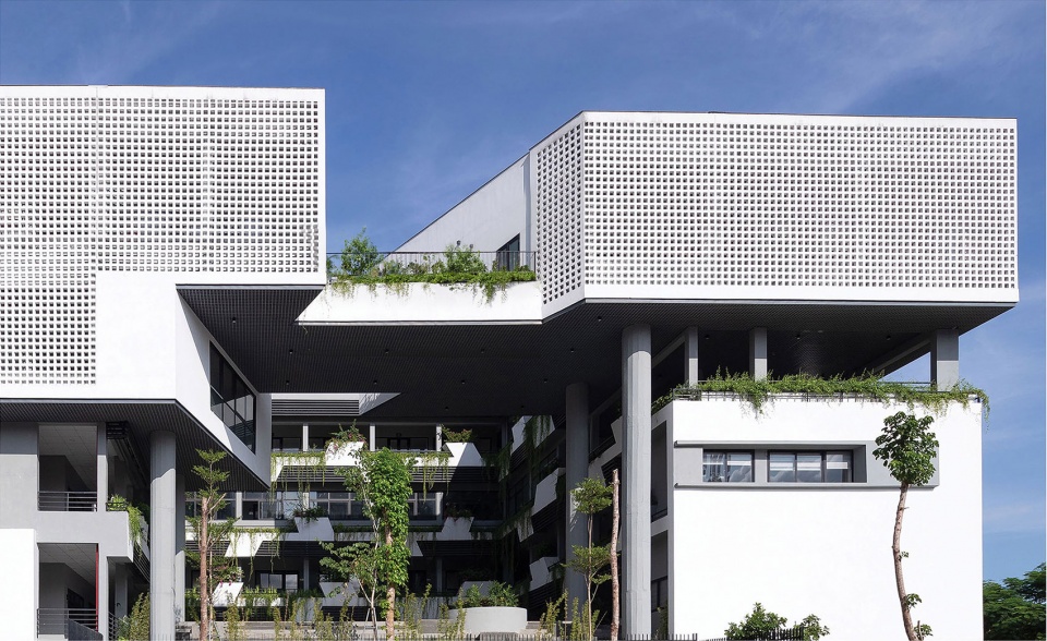 VIASM by 1 1 2 Architects