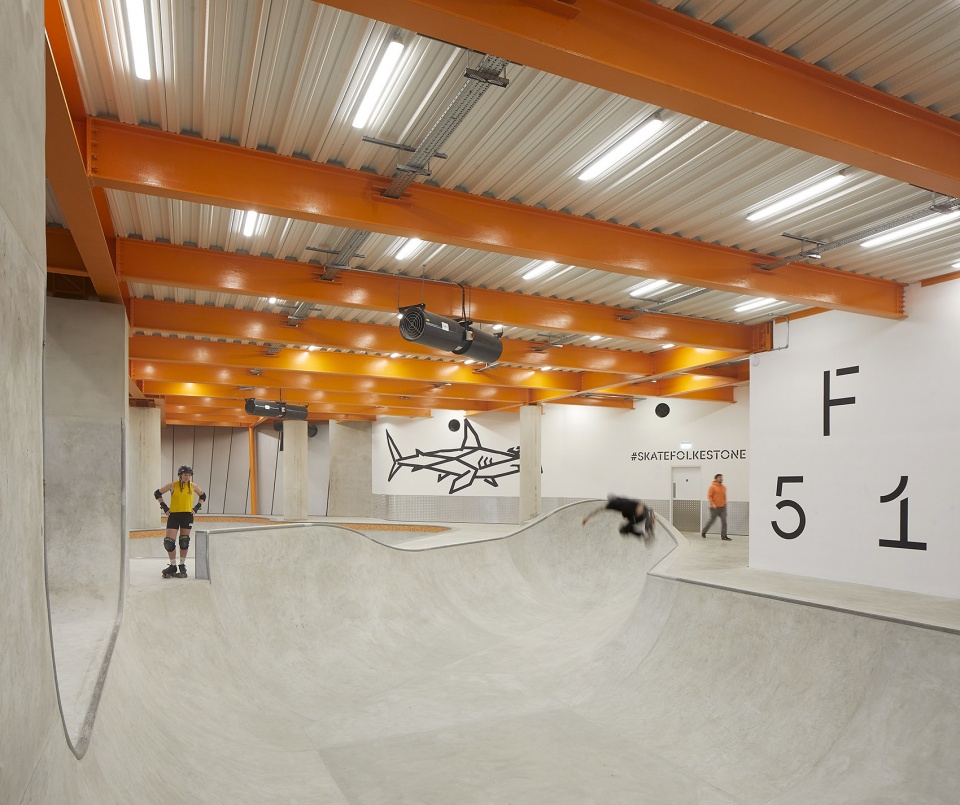 f51 by hollaway studio