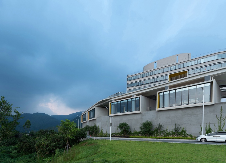 xiamen youth practice base in siming district china by cctn design