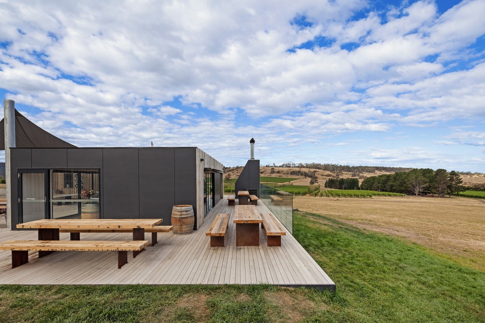 Devils Corner Winery by Cumulus