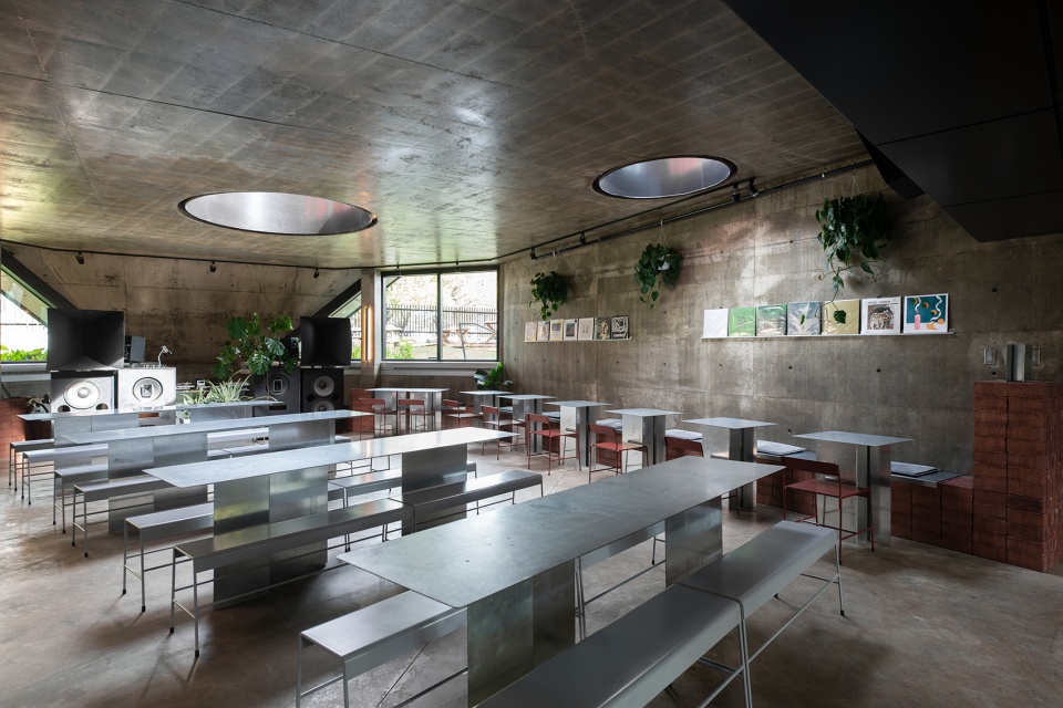 osmo x marusan cafe by mdt mobilier