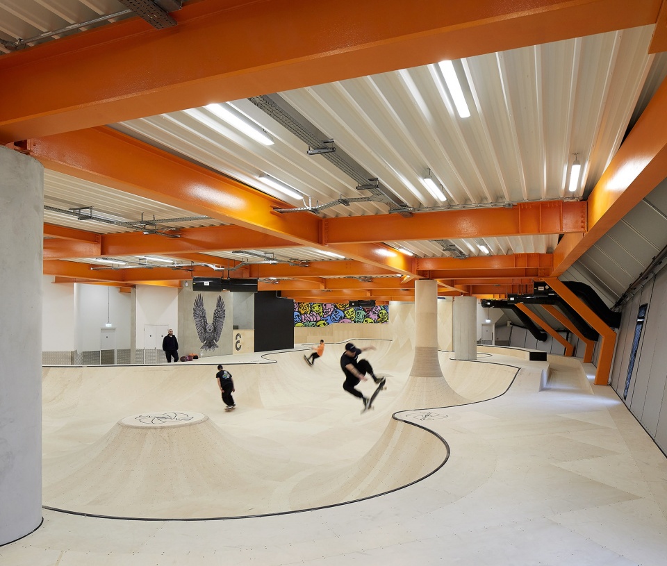f51 by hollaway studio