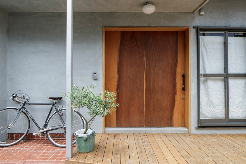 Nishigahara House by ROOVICE