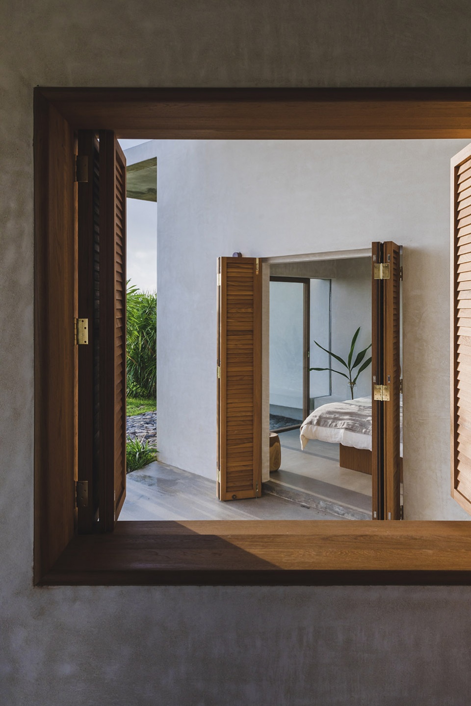 house in nakijin by studio cochi architects