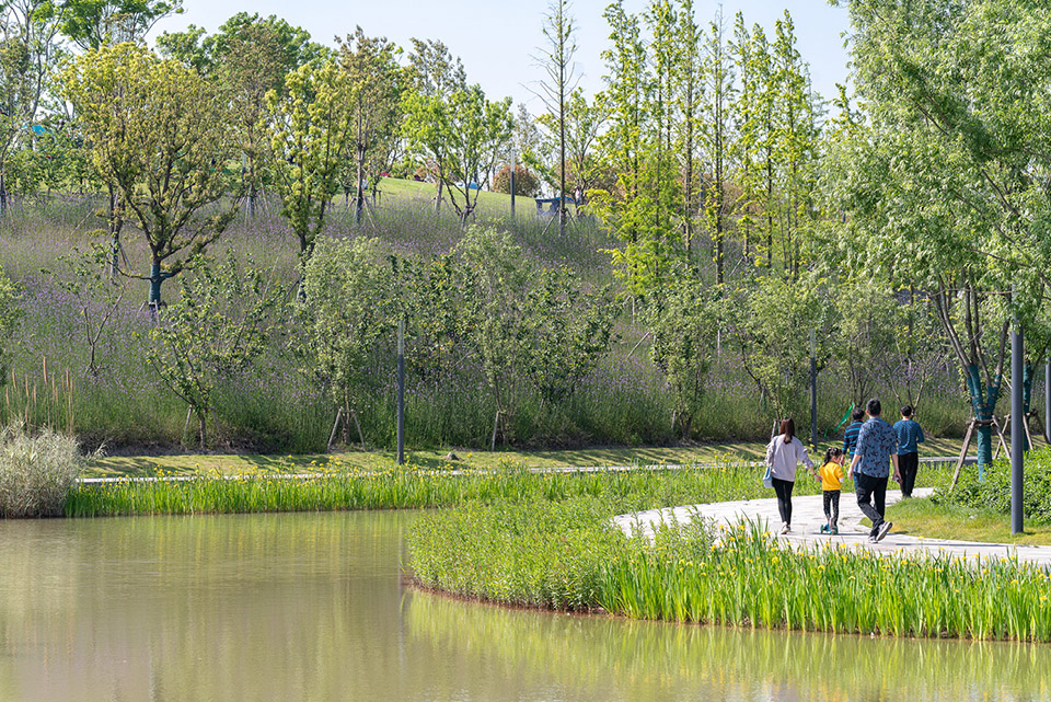2020 asla general design award of honor taopu central park james corner field operations