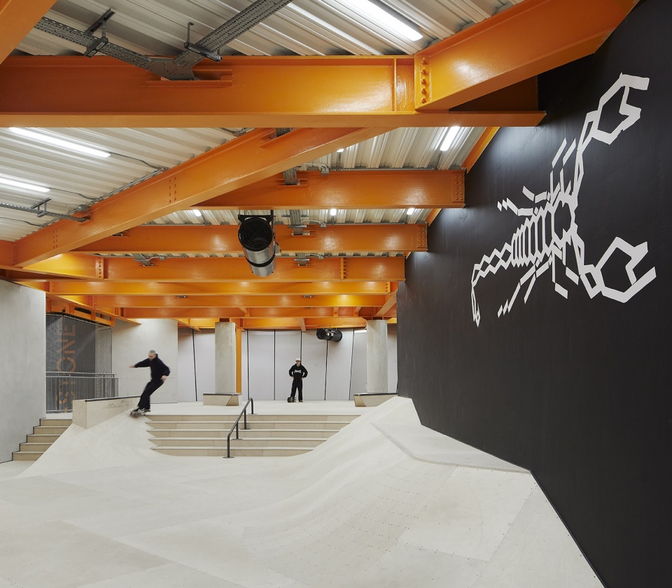 f51 by hollaway studio