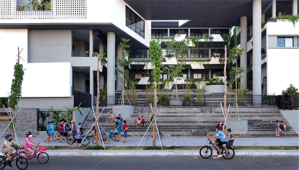 VIASM by 1 1 2 Architects