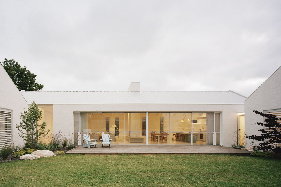 sorrento beach house by pandolfini architects