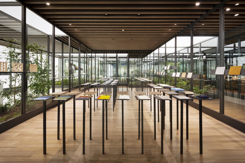 sumu fumu terrace by nendo