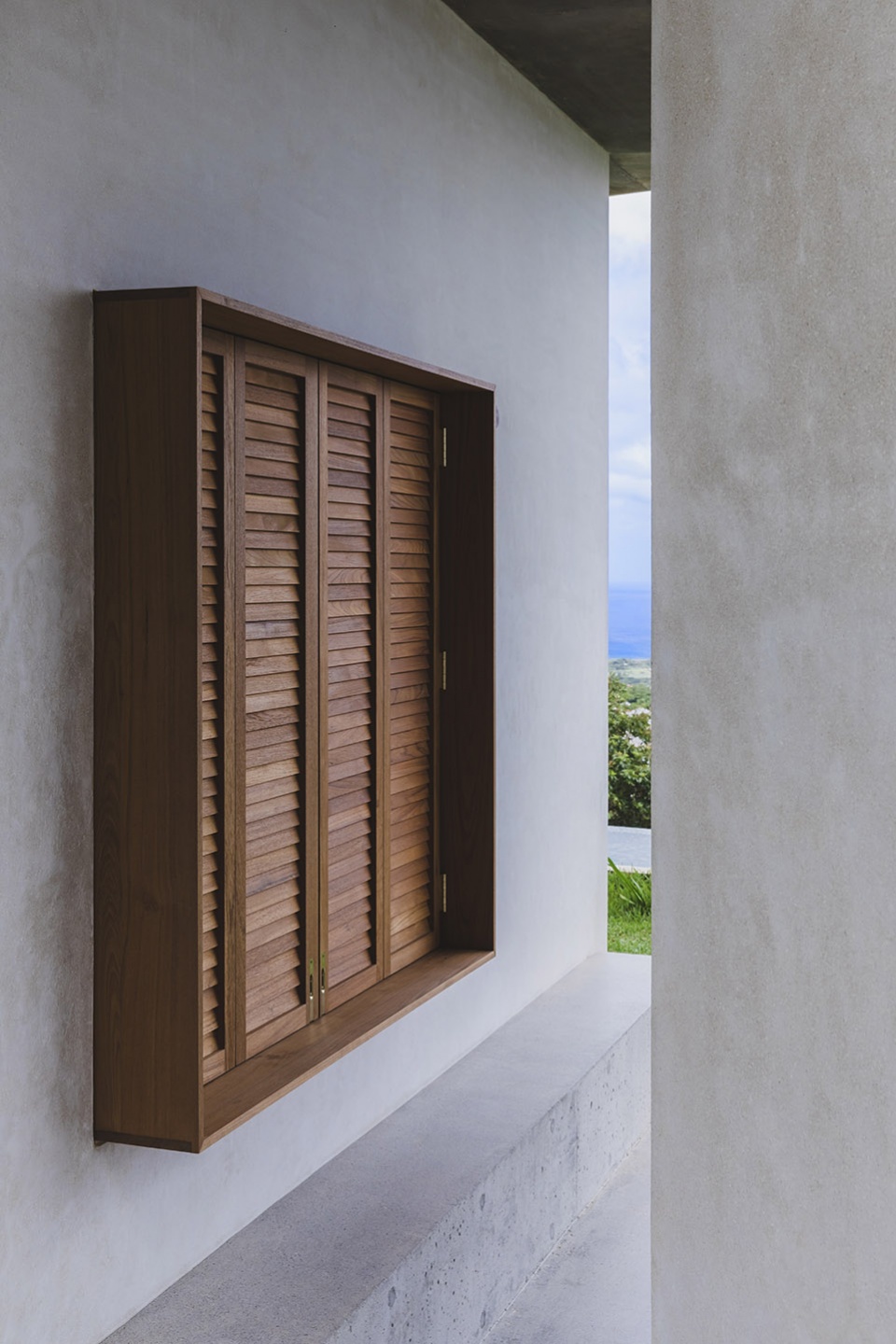 house in nakijin by studio cochi architects