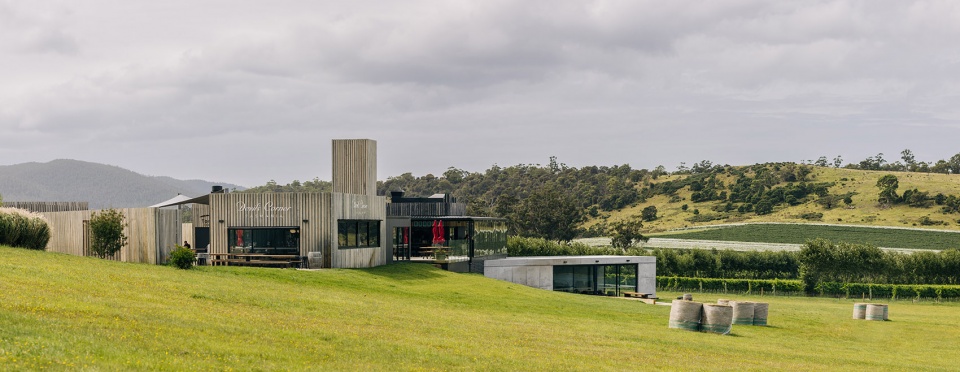 Devils Corner Winery by Cumulus