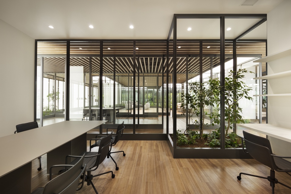 sumu fumu terrace by nendo