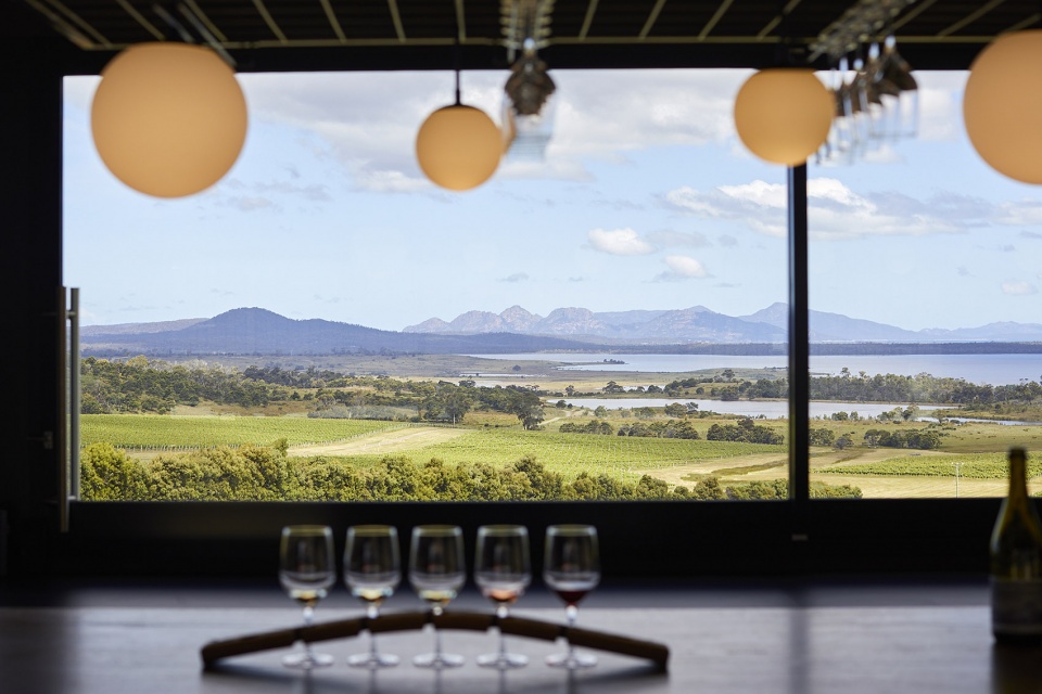 Devils Corner Winery by Cumulus
