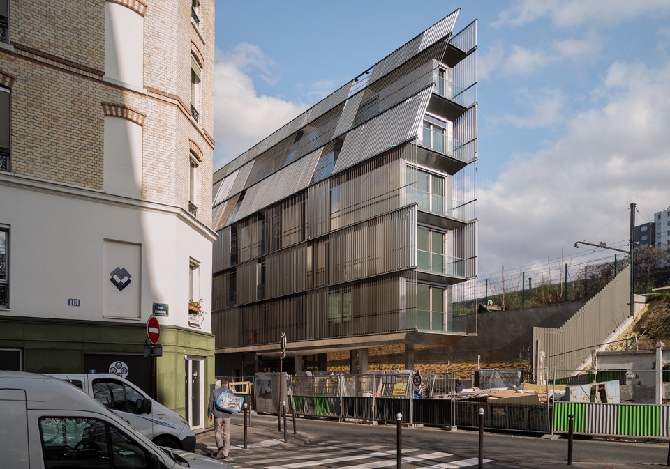 mixed use building rue castagnary by tank