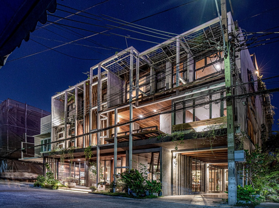 tamni hostel by po d architects