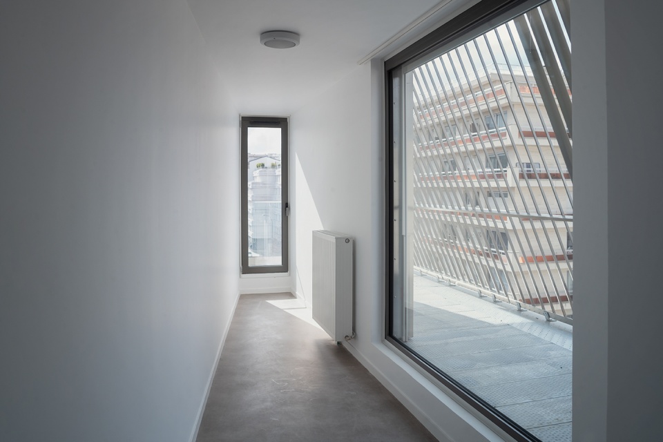 mixed use building rue castagnary by tank