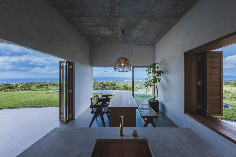 house in nakijin by studio cochi architects