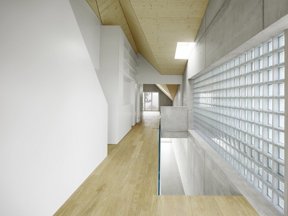 Berglen Conversion and New Building studio inebi