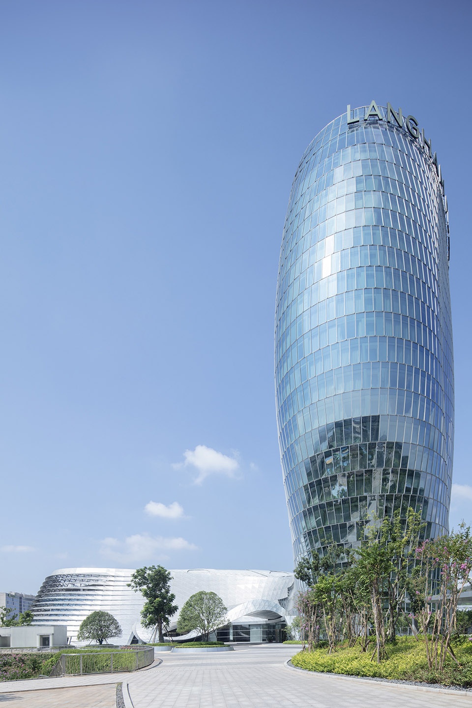 Nefertiti Tower Five Star Luxury Hotel Coophimmelblau
