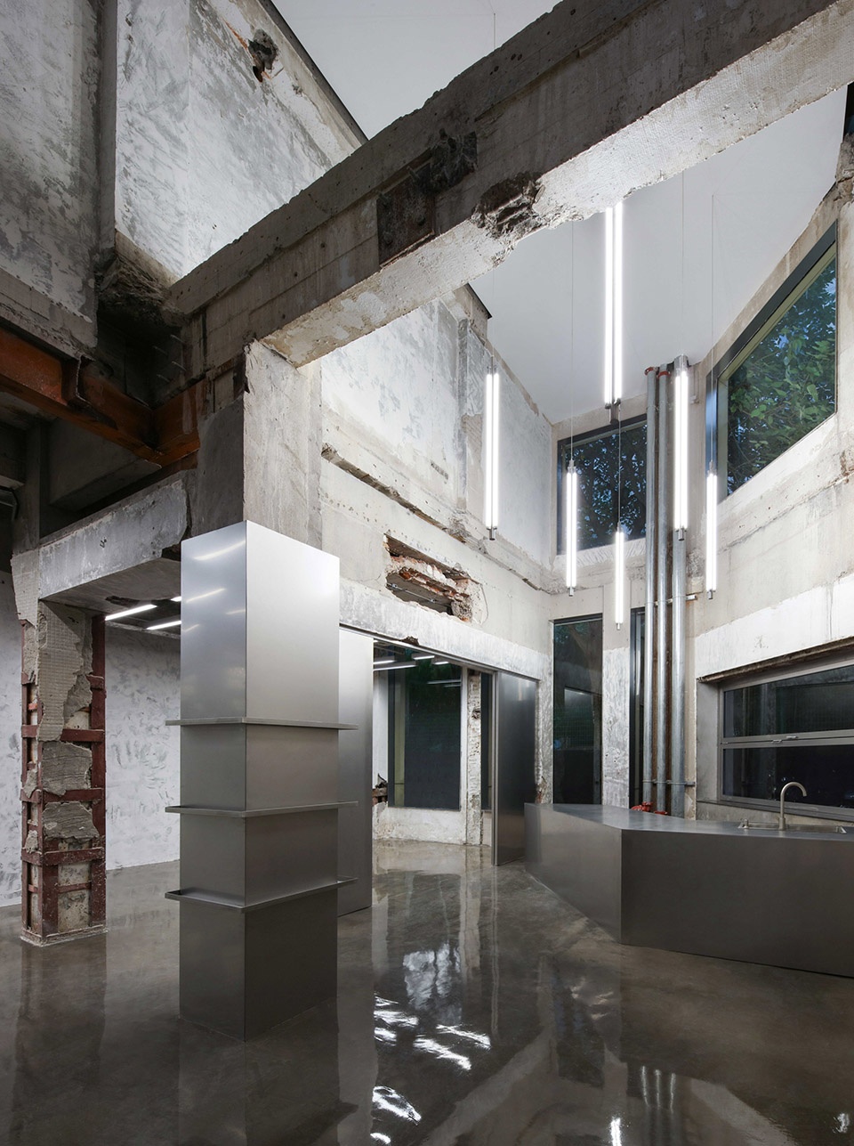 XC273 by XCOMMONS dongqi Design