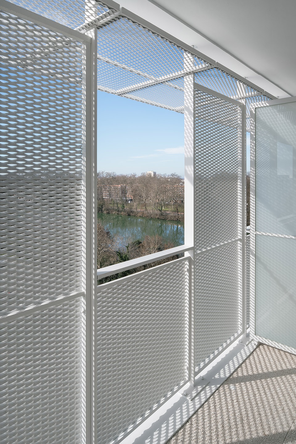 housing units in toulouse france by cobe