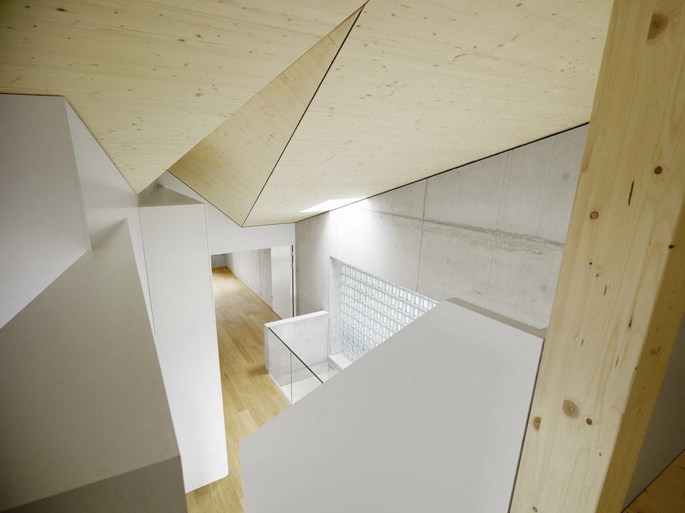 Berglen Conversion and New Building studio inebi