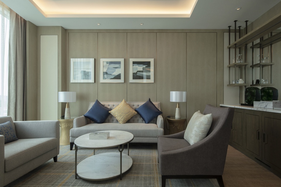 Nefertiti Tower Five Star Luxury Hotel Coophimmelblau