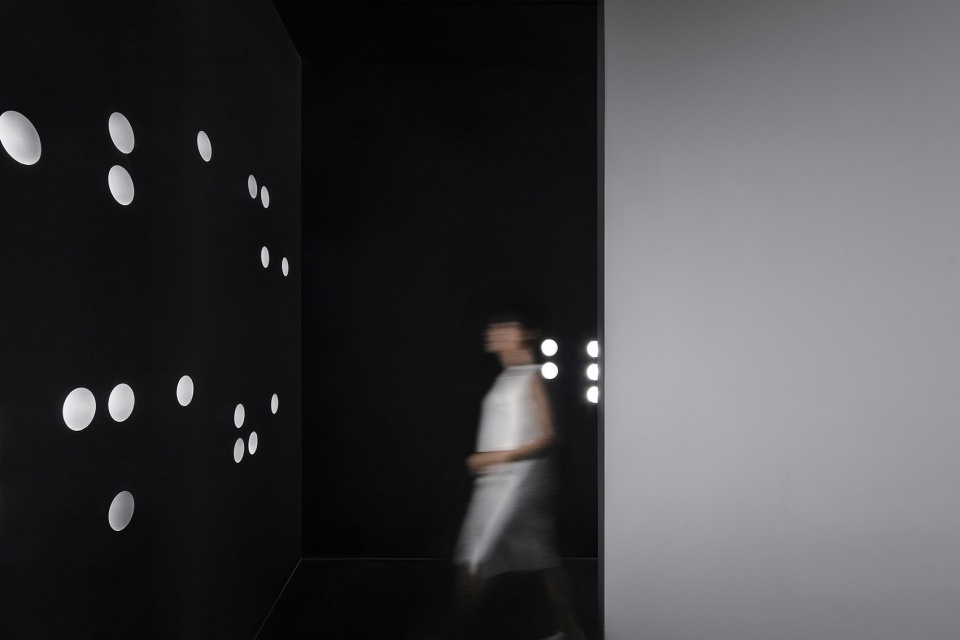 Cloud Art Museum HLD Art Design