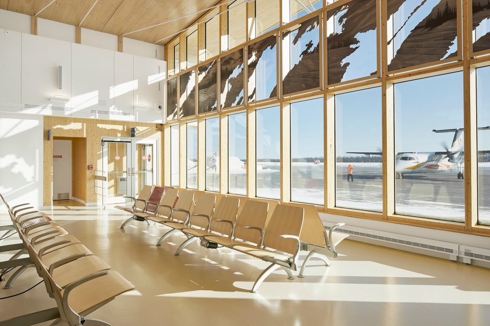 a new terminal building for the chibougamau chapais airport canada by evoq artcad in joint venture