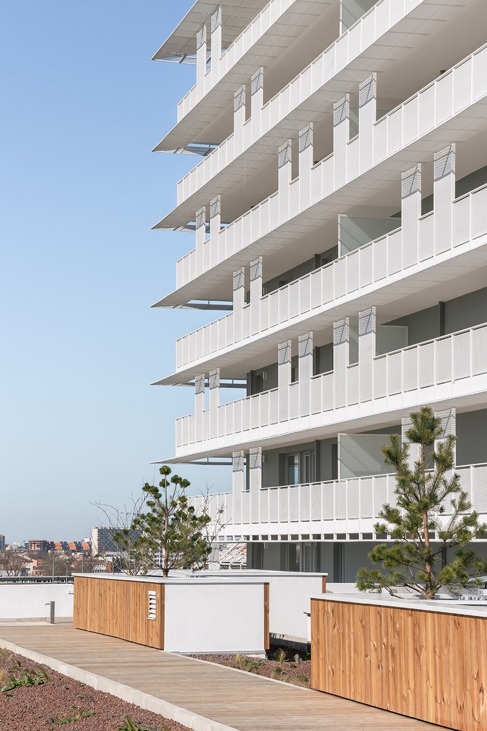 housing units in toulouse france by cobe