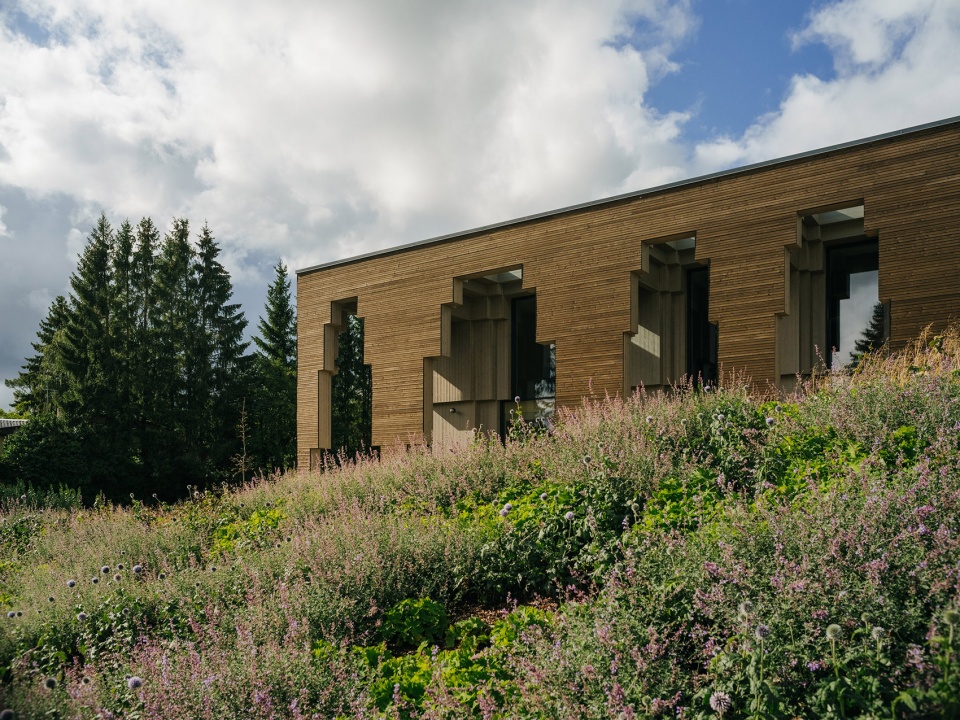 The Rural Municipal Building in Saue molumba