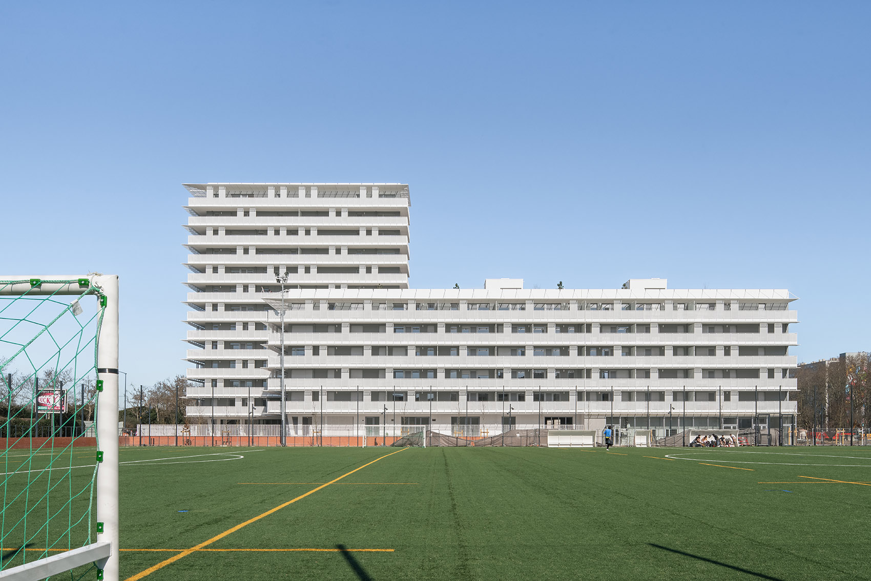 110 housing units in Toulouse, France by CoBe Architecture & Paysage