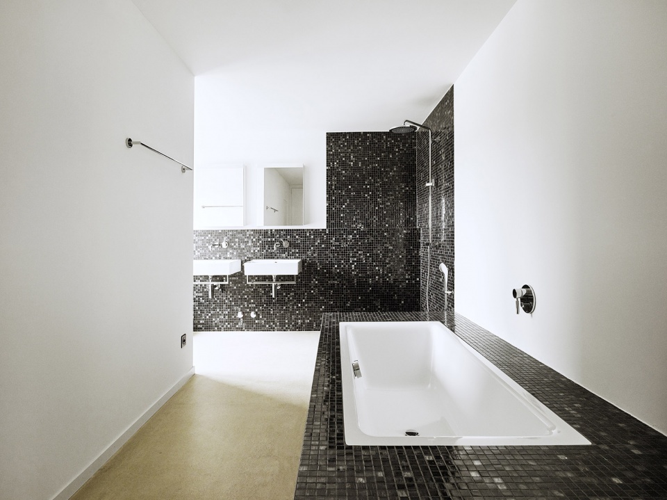 Berglen Conversion and New Building studio inebi