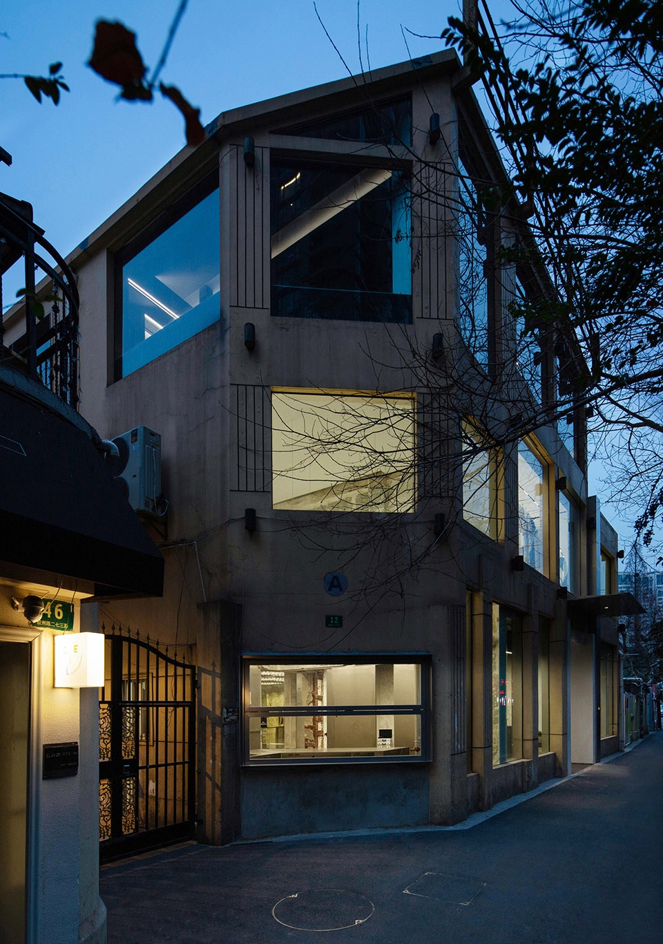 XC273 by XCOMMONS dongqi Design