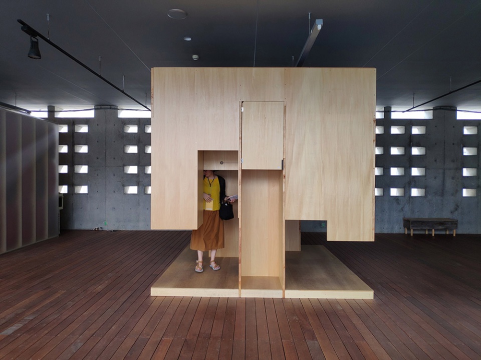 art in the field design for rural revitalization