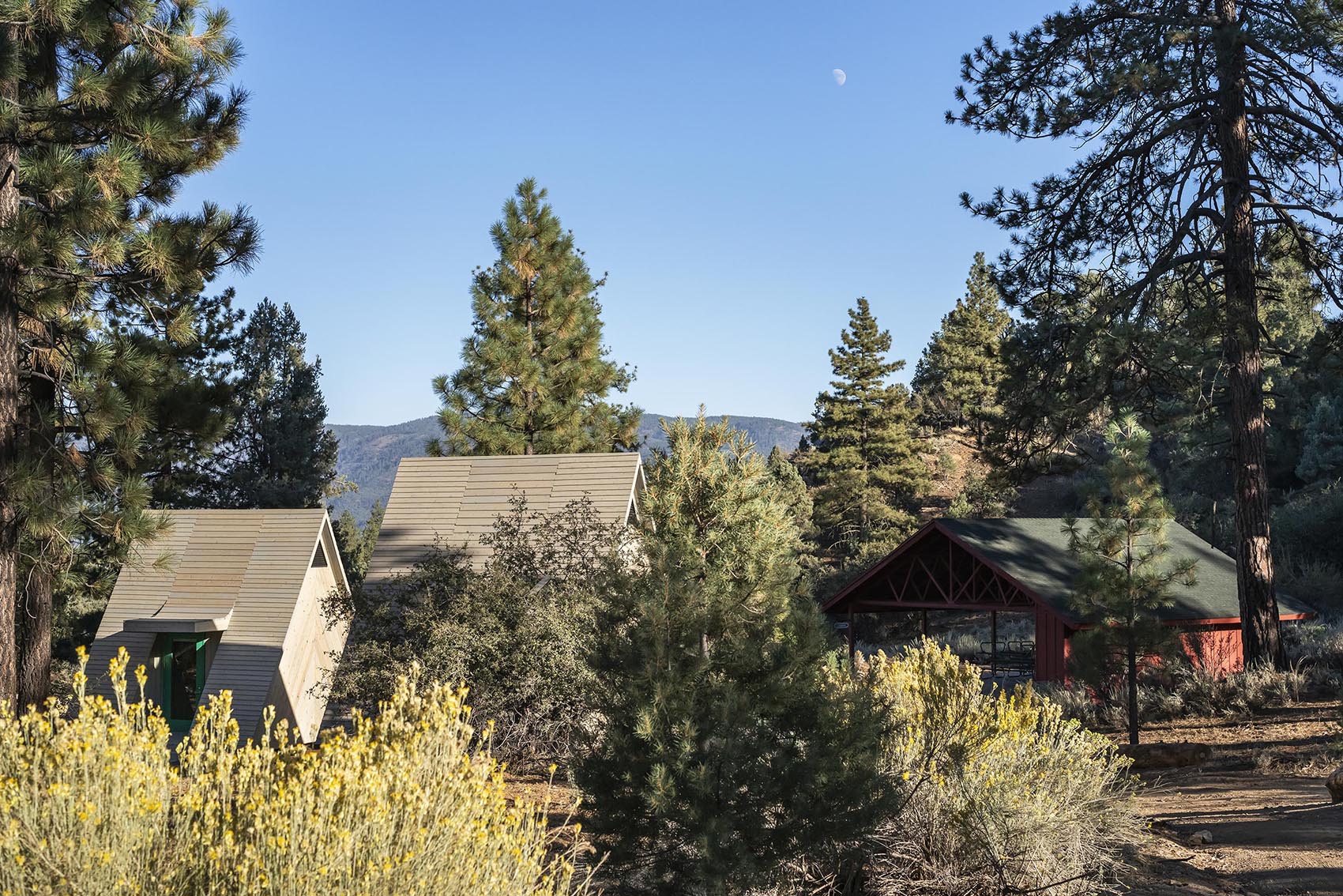 Girl Scout Camp Lakota by Perkins&Will 谷德设计网