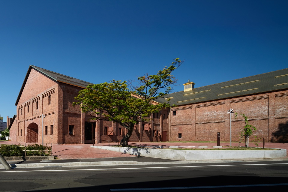 hirosaki museum of contemporary art by atelier tsuyoshi tane architects